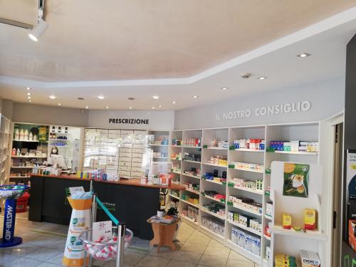 Allestimento Farmacia